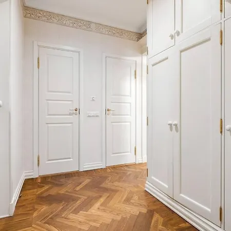 Dictumfactum Luxury Apartment