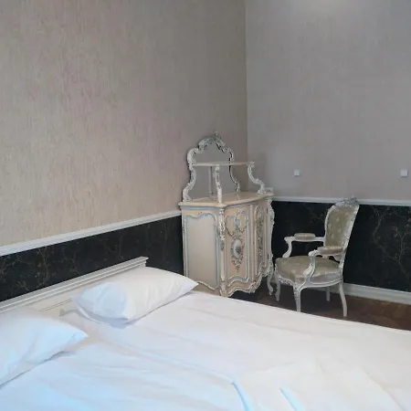 Dictumfactum Luxury * Reval