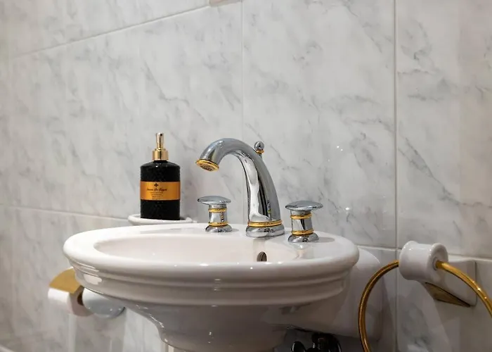 Dictumfactum Luxury Apartment